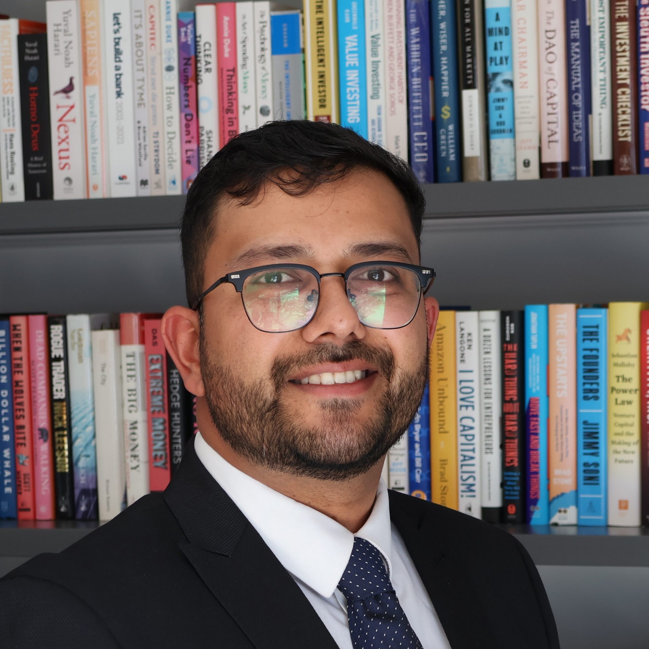 Shanthan Pillay - B.Com. (Management Studies), CFA